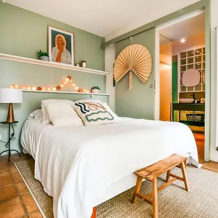 Hsh Bachelet-montmartre Sacre-coeur Cosy 1br-4p *