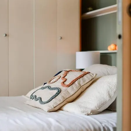 Hsh Bachelet-montmartre Sacre-coeur Cosy 1br-4p Parijs