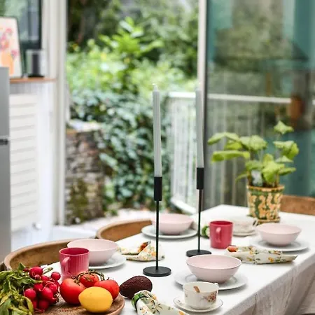 Hsh Bachelet-montmartre Sacre-coeur Cosy 1br-4p * Paris